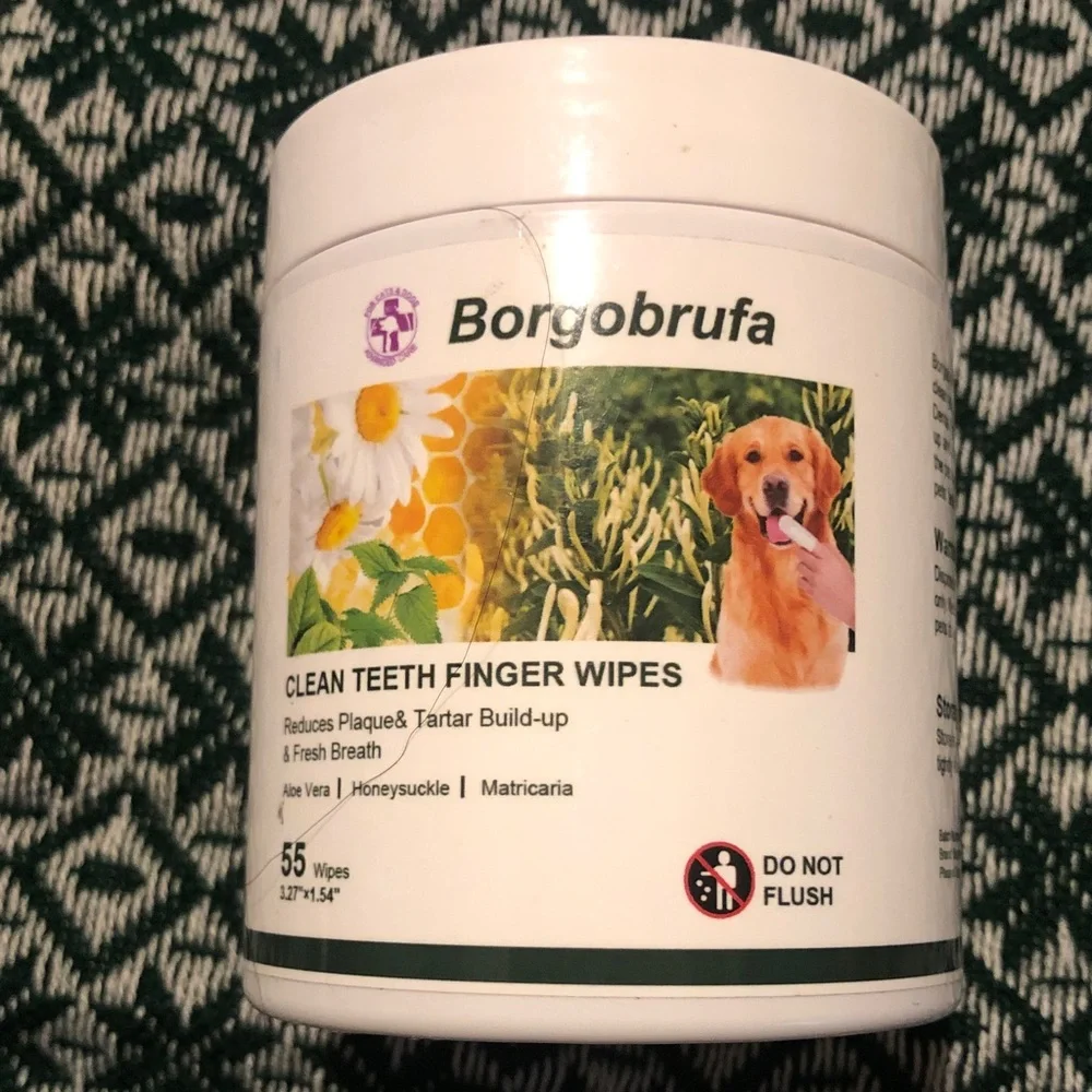 Clean Teeth Finger Wipes for Dogs – White Container